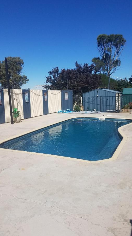 Wimmera Motel Nhill Exterior photo
